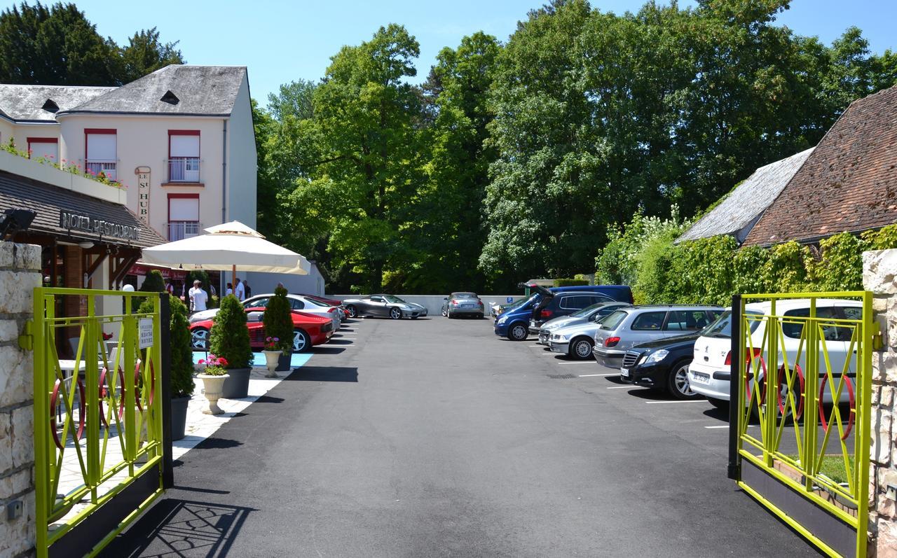 Logis Hotel Saint-Hubert Кур-Шеверни Екстериор снимка