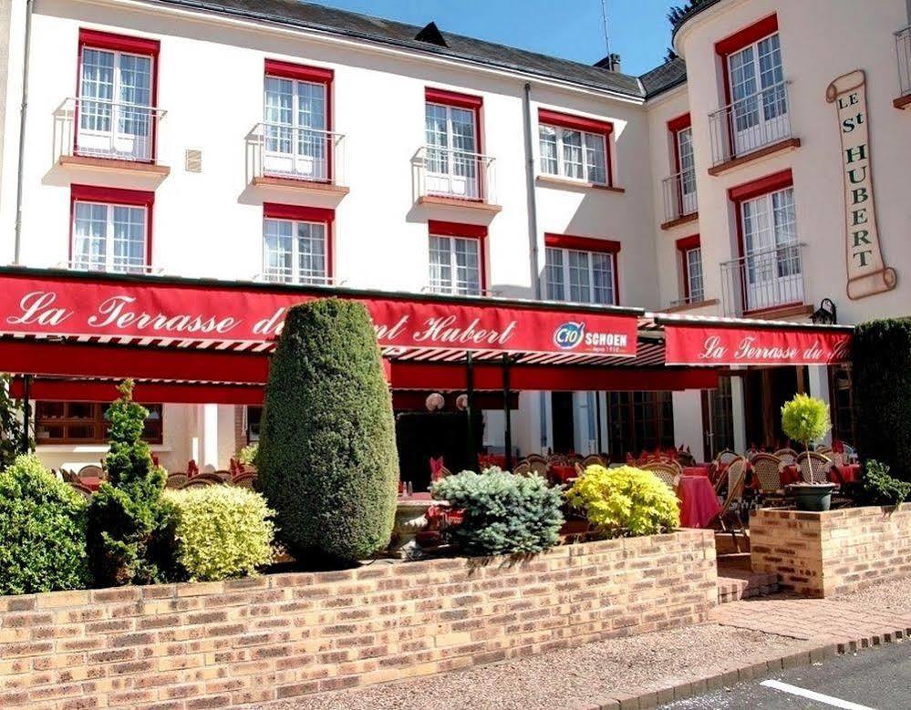 Logis Hotel Saint-Hubert Кур-Шеверни Екстериор снимка